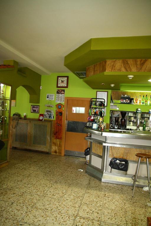 Hostal Asturias Jarilla Exterior foto