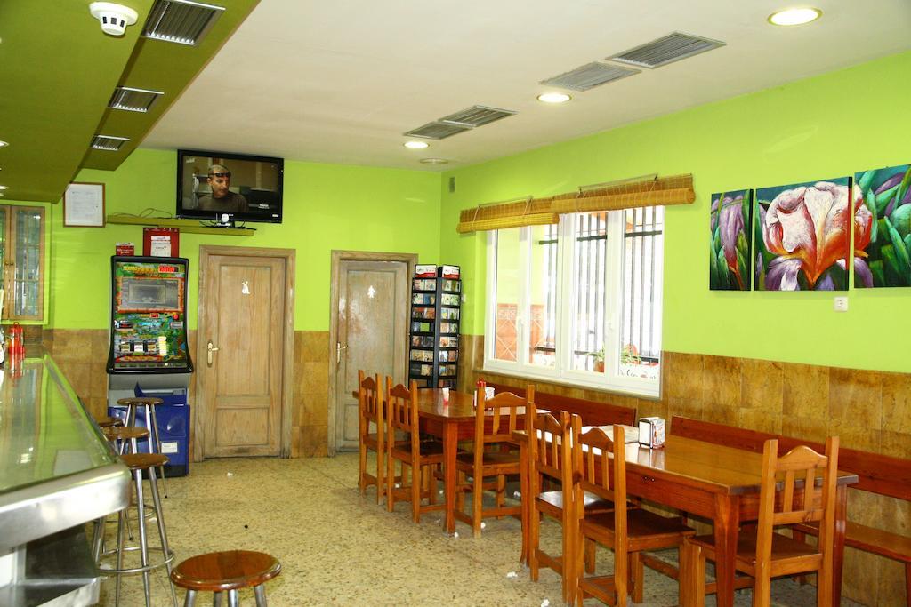 Hostal Asturias Jarilla Exterior foto