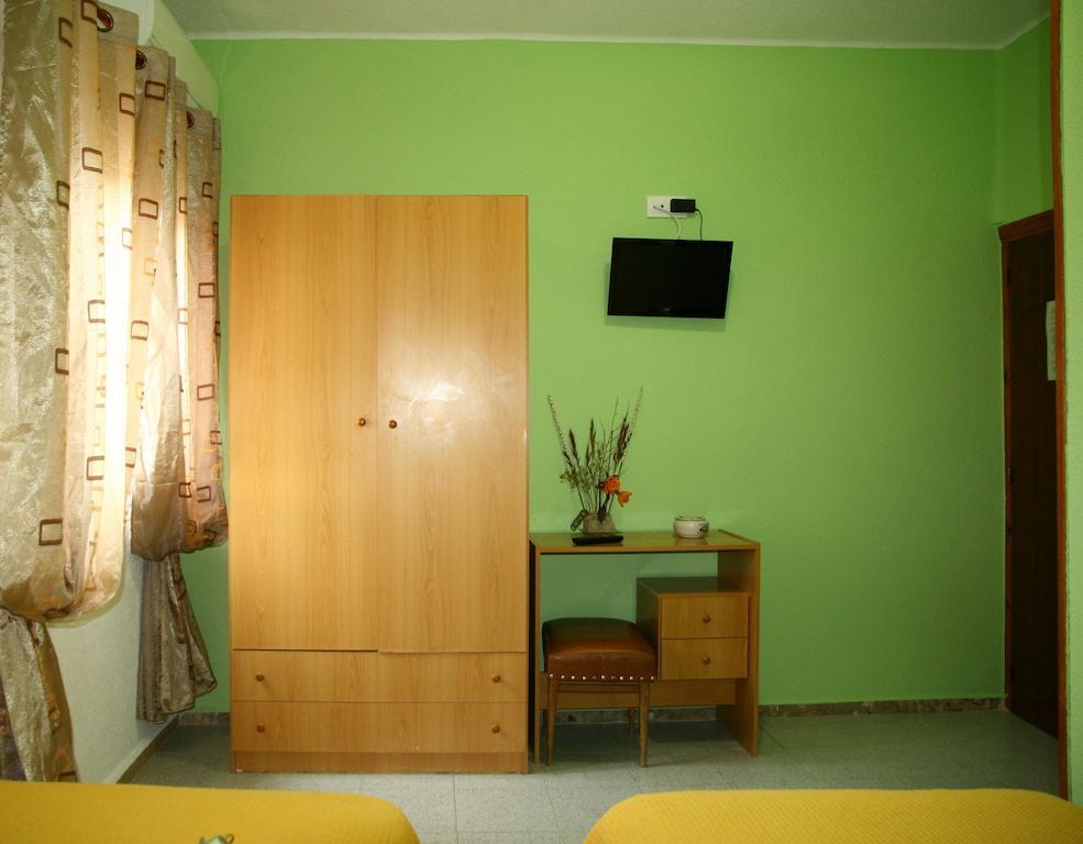 Hostal Asturias Jarilla Exterior foto
