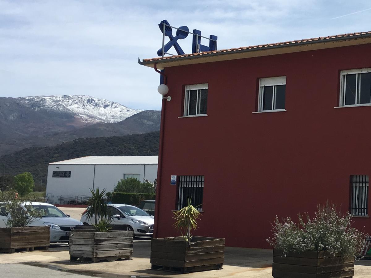 Hostal Asturias Jarilla Exterior foto